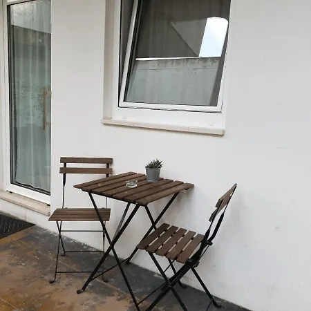 Dos Cagareus Ii 阿威罗